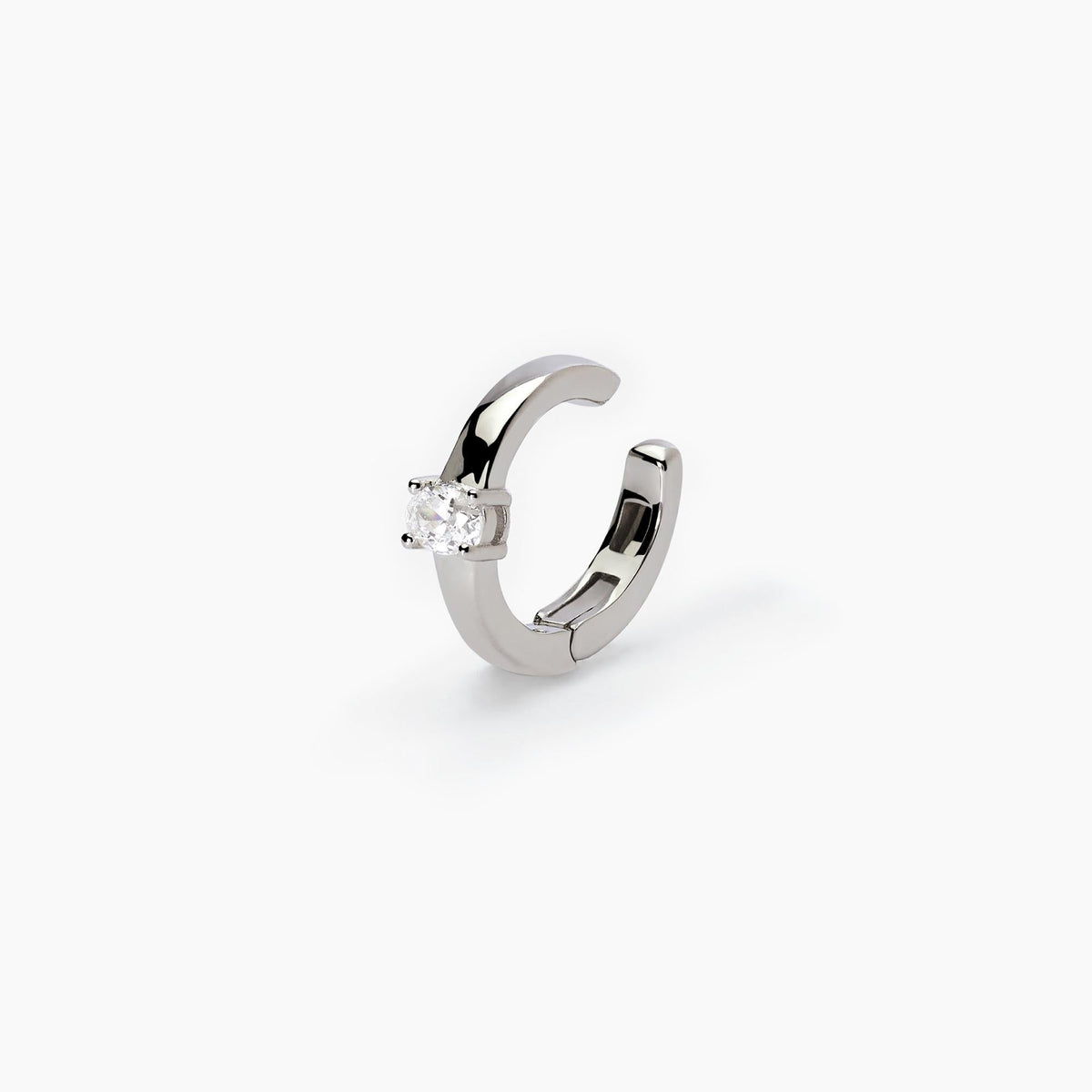 Orecchino ear cuff in argento con punto luce CUFFMANIA - Gioielleria Fondente