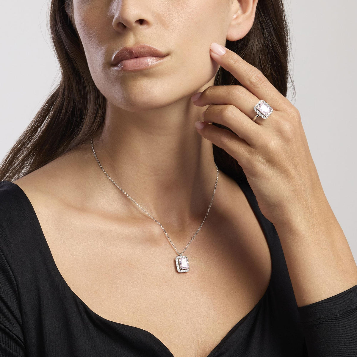 Girocollo in argento con zircone rosa DESIDERIO INFINITO - Gioielleria Fondente