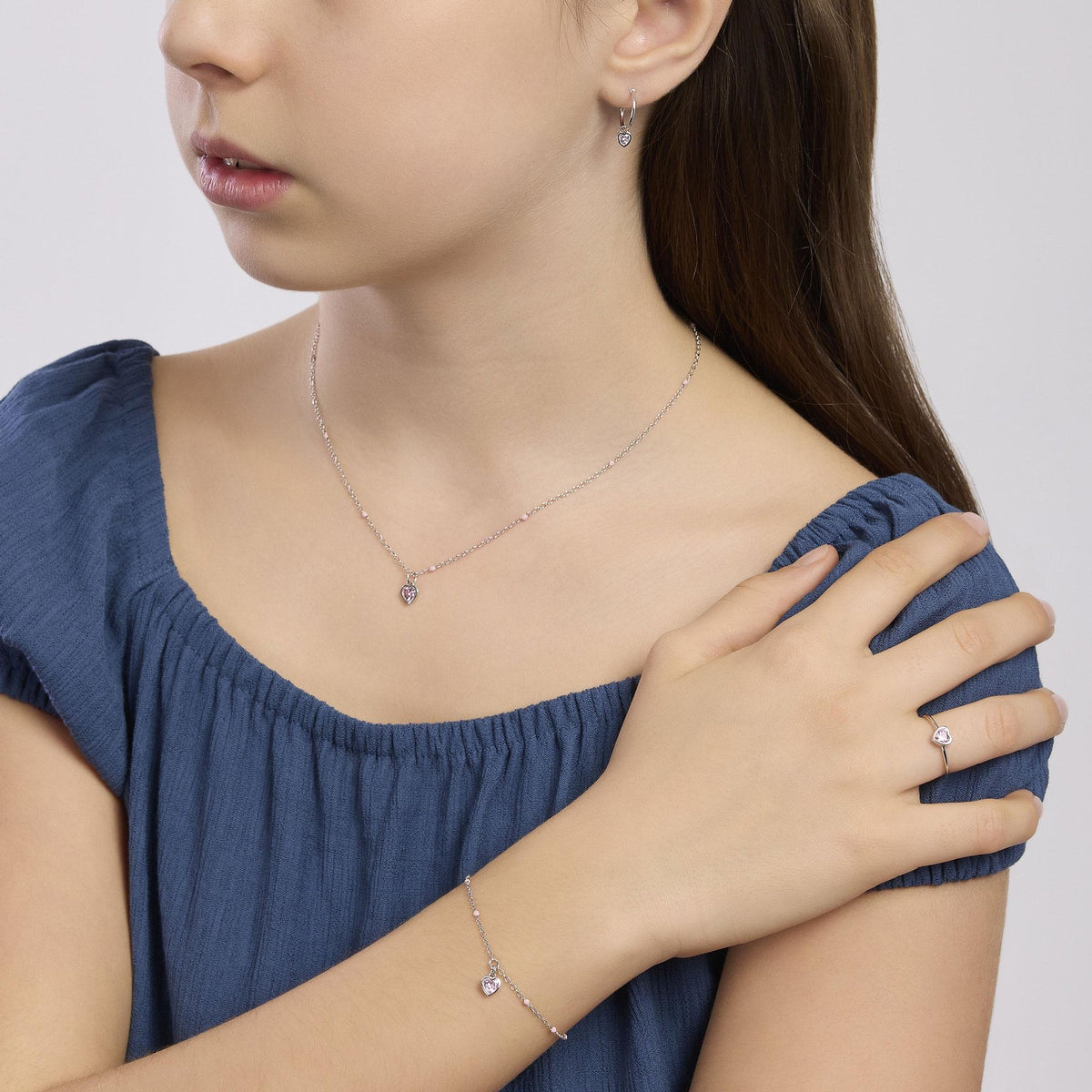 Orecchini da bambina a cerchio con cuore PETIT CŒUR