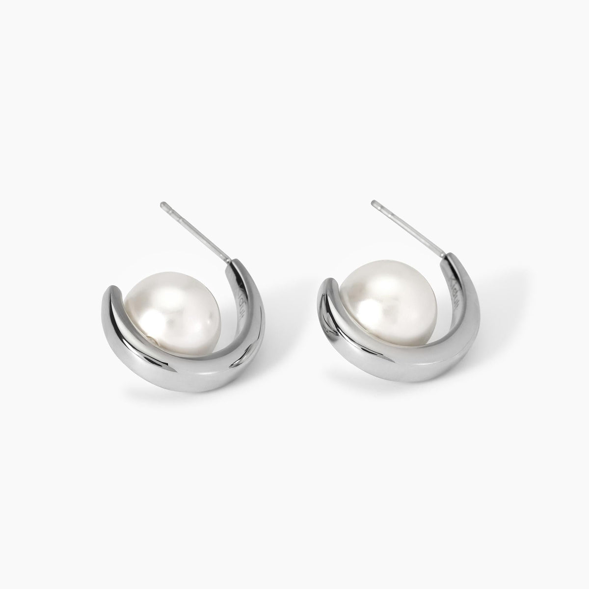 Orecchini semicerchio con perle conchiglia Style 09