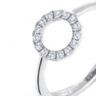 Anello cerchio con zirconi bianchi