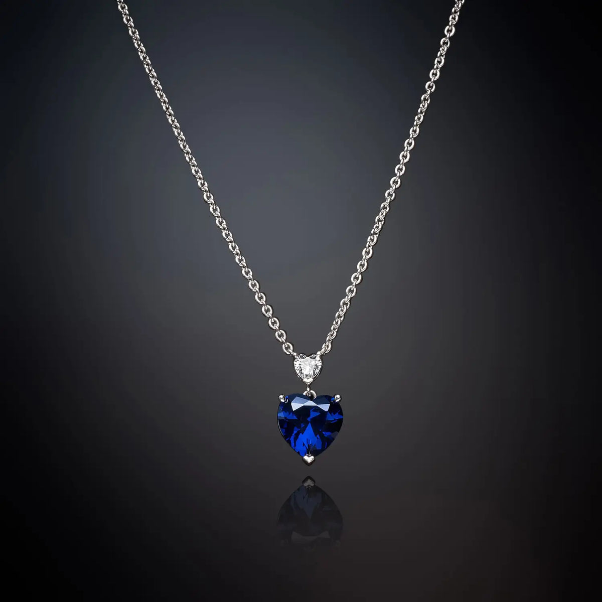j19auv10 Collana First Love