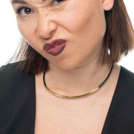 Collana cordino cerato nero con tubolare centrale