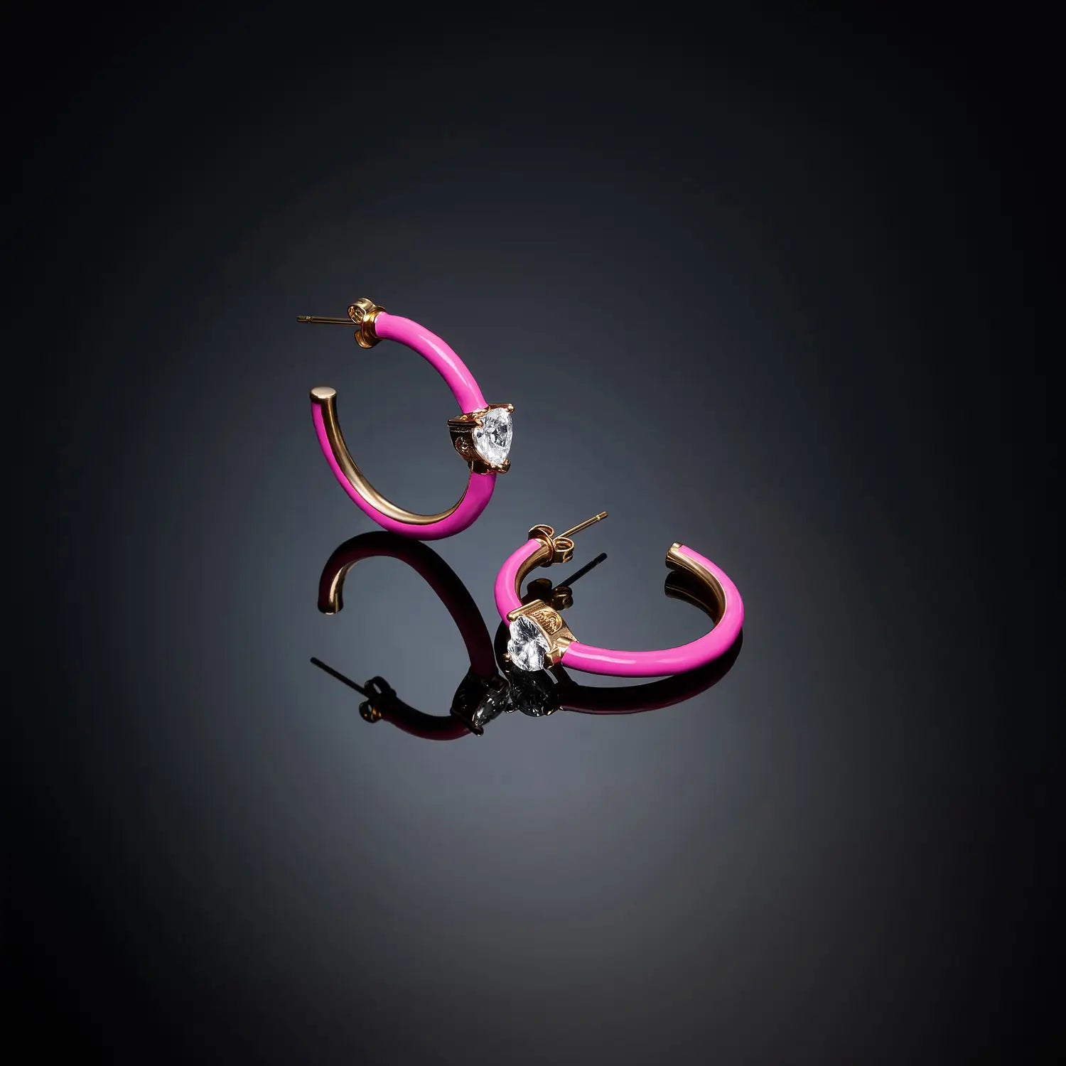 j19avi19 Orecchini Love Parade