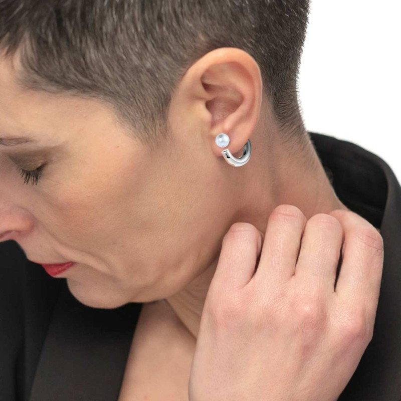 Orecchino a lobo a cerchietto 2,9cm con chiusura perla