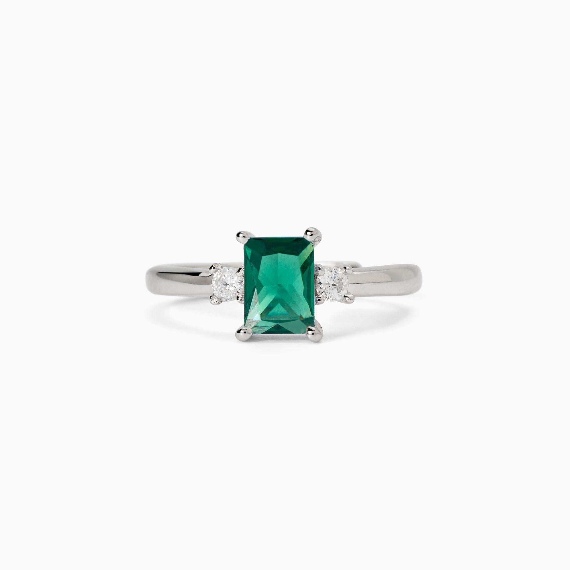 Anello in argento con smeraldo sintetico Battito