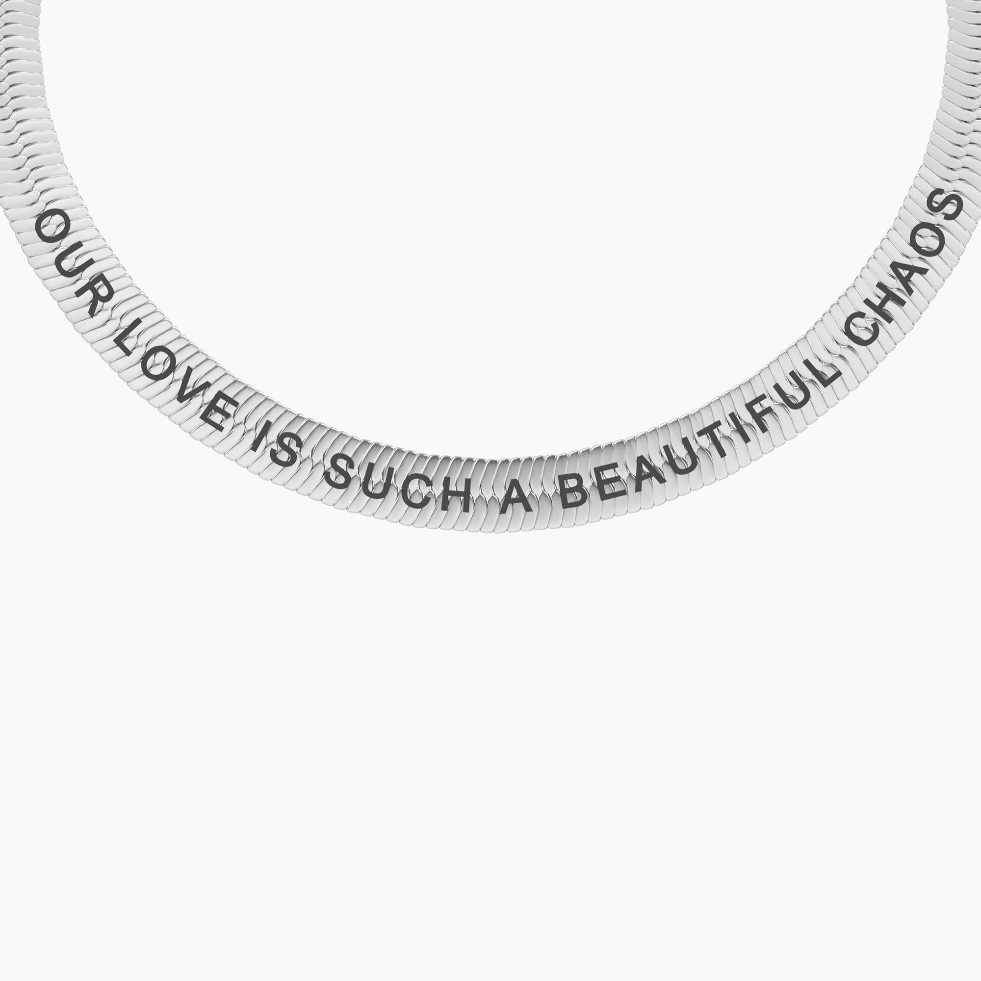 Coppia di bracciali elastici per lui e lei con frase Amore | caos