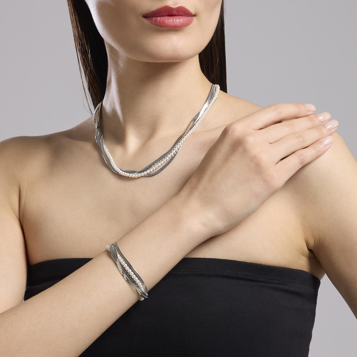 Girocollo con catene e perle conchiglia Style 14
