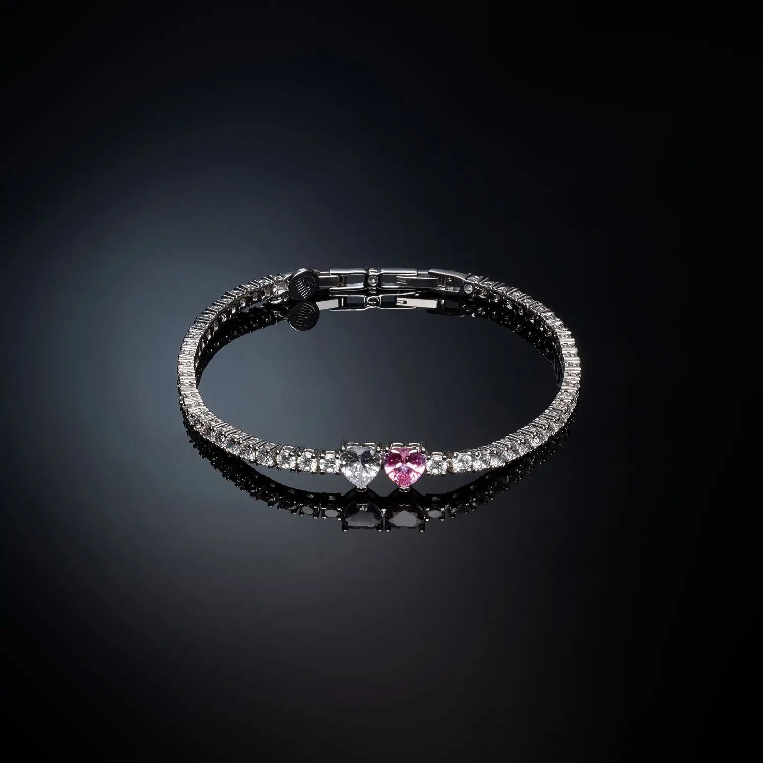 j19auv12 Bracciale First Love