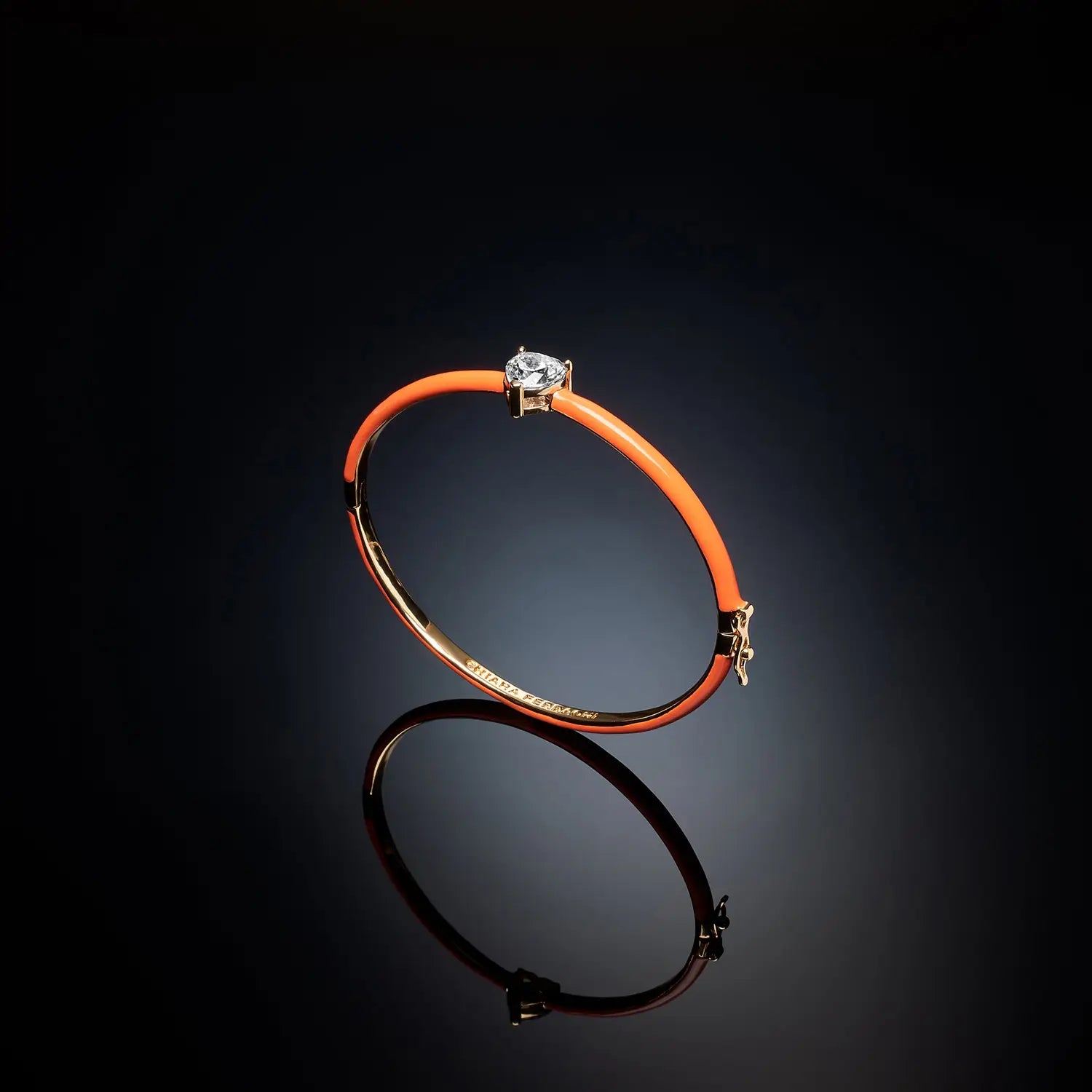 j19avi30 Bracciale Love Parade