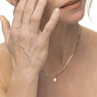 Collana catena snake con perla ovale pendente centrale