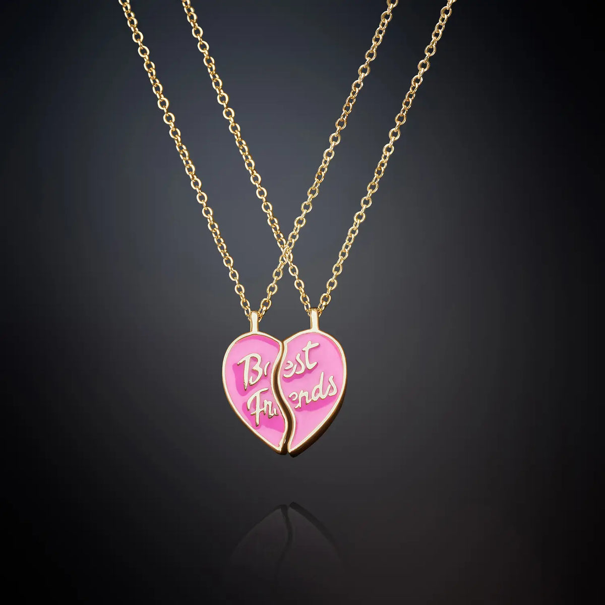 j19avi01 Collana Love Parade