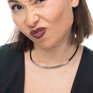 Collana cordino cerato nero con tubolare centrale